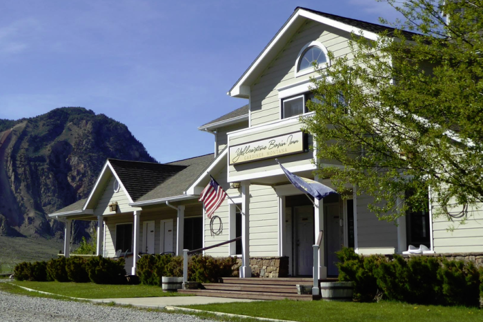 Yellowstone Basin Inn — Gardiner, MT